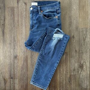 GAP distressed Skinny Jeans blue denim 30